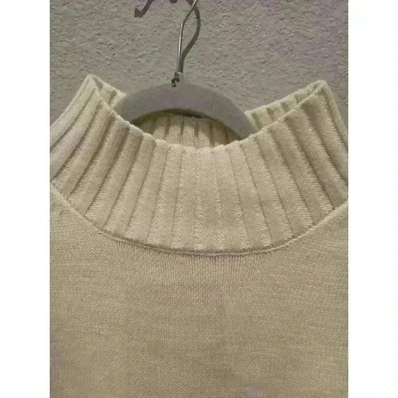 Ropé Picnic Women's Ivory Knit Turtleneck Pullover Sweater Size M - Picture 5 of 10